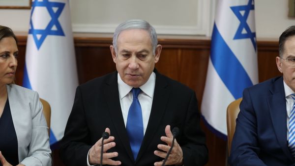 Israeli Prime Minister Benjamin Netanyahu chairs the weekly cabinet meeting at his office in Jerusalem on December 1, 2019.  - Sputnik International