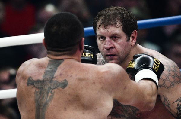 Russian boxers Mikhail Koklyaev and Alexander Emelyanenko during a fight at the Dynamo stadium in Moscow Russian boxers Mikhail Koklyaev and Alexander Emelyanenko during a fight at the Dynamo stadium in Moscow - Sputnik International