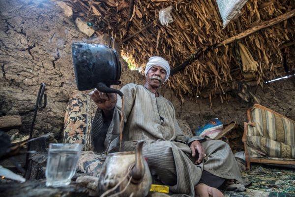 Ramadan Kamel, a 71-year-old Egyptian farmer, prepares tea as he rests in a shack by his farmland in the village of Baharmis in the countryside of Giza governorate, northwest of the capital Cairo, on December 1, 2019. Ramadan Kamel, a 71-year-old Egyptian farmer, prepares tea as he rests in a shack by his farmland in the village of Baharmis in the countryside of Giza governorate, northwest of the capital Cairo, on December 1, 2019. - Sputnik International