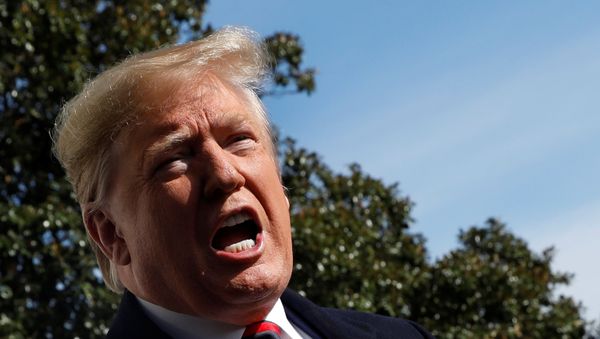 U.S. President Donald Trump speaks to the media on the South Lawn of the White House - Sputnik International