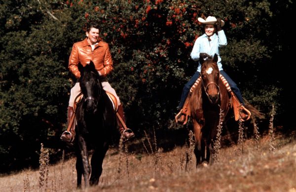 In this photo released by the White House, US President Ronald Reagan, left, and his wife, first lady Nancy Reagan, are shown horseback riding at their ranch, Rancho del Cielo, near Santa Barbara, Ca., May 1982 In this photo released by the White House, US President Ronald Reagan, left, and his wife, first lady Nancy Reagan, are shown horseback riding at their ranch, Rancho del Cielo, near Santa Barbara, Ca., May 1982 - Sputnik International