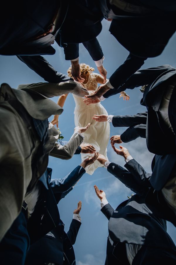 Photo by Belgian photographer Raïs De Weirdt became the finalist in the BRIDAL PARTY nomination at the International Wedding Photographer of the Year 2019 Photo by Belgian photographer Raïs De Weirdt became the finalist in the BRIDAL PARTY nomination at the International Wedding Photographer of the Year 2019 - Sputnik International