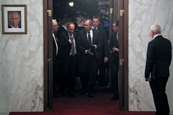 From left, Russian Deputy Foreign Minister Sergei Ryabkov, Russia's Ambassador to the USA Anatoly Antonov and Russian Foreign Minister Sergey Lavrov arrive for a news conference at the Russian Embassy in Washington, D.C., United States From left, Russian Deputy Foreign Minister Sergei Ryabkov, Russia's Ambassador to the USA Anatoly Antonov and Russian Foreign Minister Sergey Lavrov arrive for a news conference at the Russian Embassy in Washington, D.C., United States - Sputnik International
