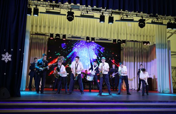 Can I Have This Dance? Cadets Waltz at New Year's Ball - Sputnik International