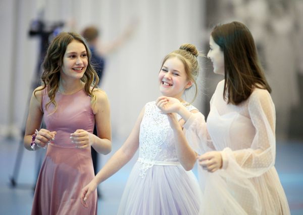 Can I Have This Dance? Cadets Waltz at New Year's Ball - Sputnik International