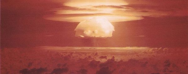Nuclear weapon test Bravo (yield 15 Mt) on Bikini Atoll Nuclear weapon test Bravo (yield 15 Mt) on Bikini Atoll - Sputnik International