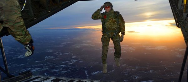 Paratrooper Paratrooper - Sputnik International