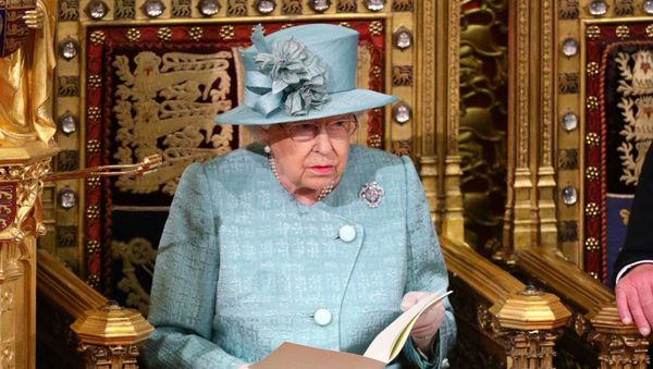 Britain's Queen Elizabeth delivers the Queen's Speech during the State Opening of Parliament in the House of Lords at the Palace of Westminster in London, Britain December 19, 2019. Britain's Queen Elizabeth delivers the Queen's Speech during the State Opening of Parliament in the House of Lords at the Palace of Westminster in London, Britain December 19, 2019. - Sputnik International