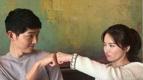 Song Joong-ki & Song Hye-kyo  - Sputnik International