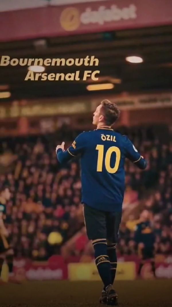 Is Mesut Ozil Set to Return to Arsenal Squad? - Sputnik International