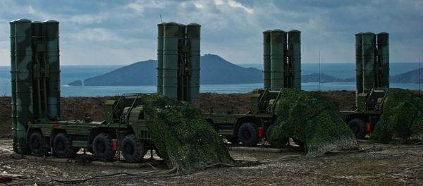 The S-400 Triumph air defense regiment The S-400 Triumph air defense regiment - Sputnik International