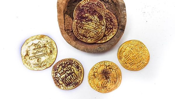 1,200-year-old gold coins - Sputnik International