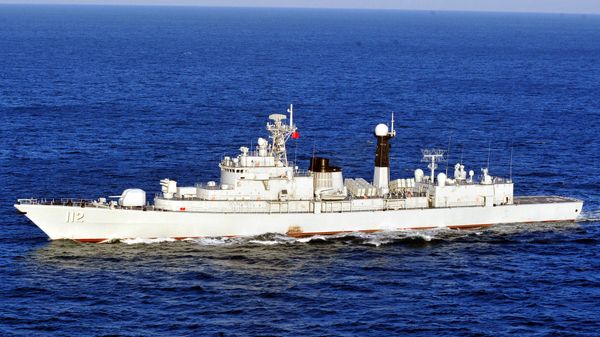 The Type 052 guided-missile destroyer Harbin (Hull 112) attached to a destroyer flotilla with the North China Sea Fleet under the PLA Navy steams in waters off the Yellow Sea during a maritime training exercise in mid-January, 2018 The Type 052 guided-missile destroyer Harbin (Hull 112) attached to a destroyer flotilla with the North China Sea Fleet under the PLA Navy steams in waters off the Yellow Sea during a maritime training exercise in mid-January, 2018 - Sputnik International