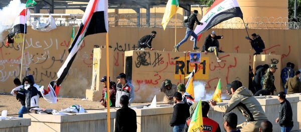 Protesters Outside the US Embassy in Baghdad - Sputnik International