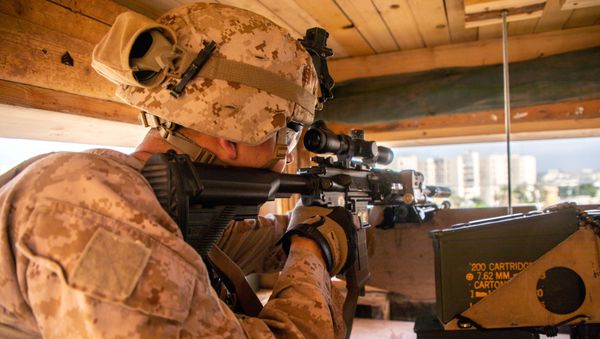 U.S. Marines with 2nd Battalion, 7th Marines, assigned to the Special Purpose Marine Air-Ground Task Force-Crisis Response-Central Command (SPMAGTF-CR-CC) 19.2, reinforce the U.S. Embassy Compound in Baghdad, Iraq, January 2, 2020. Picture taken January 2, 2020. U.S. Marines with 2nd Battalion, 7th Marines, assigned to the Special Purpose Marine Air-Ground Task Force-Crisis Response-Central Command (SPMAGTF-CR-CC) 19.2, reinforce the U.S. Embassy Compound in Baghdad, Iraq, January 2, 2020. Picture taken January 2, 2020. - Sputnik International