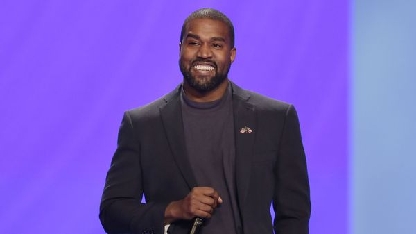 Kanye West answers questions from Sr. pastor Joel Osteen during the 11 am service at Lakewood Church Sunday, Nov. 17, 2019, in Houston. - Sputnik International