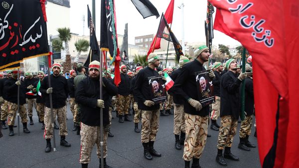 Iranian soldiers gather in Tehran to mourn General Qassem Soleimani, head of the elite Quds Force, who was killed in a drone strike on a convoy near Baghdad International Airport, 4 January 2020 - Sputnik International