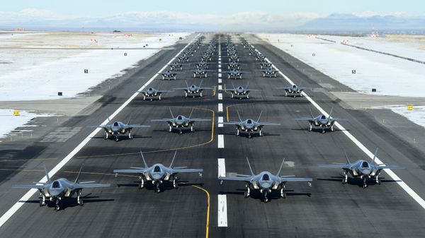 The active duty 388th and Reserve 419th Fighter Wings conducted an F-35A Combat Power Exercise at Hill Air Force Base, Utah, Jan. 6, 2020. - Sputnik International
