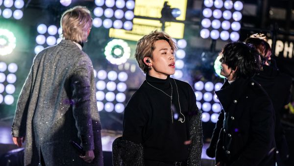 BTS Jimin during a performance in Times Square - Sputnik International
