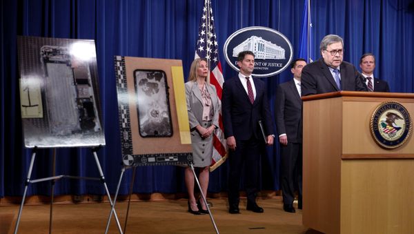 U.S. Attorney General William Barr and FBI Deputy Director David Bowdich announce the findings of the criminal investigation into the Dec. 6, 2019, shootings at the Pensacola Naval Air Station in Florida during a news conference at the Justice Department in Washington, U.S., January 13, 2020 - Sputnik International