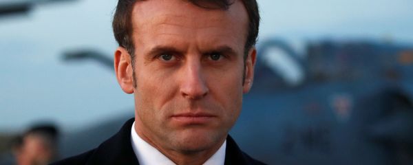French President Emmanuel Macron visits a workshop at the Orleans – Bricy Air Base 123 in Boulay-les-Barres near Orleans, France, January 16, 2020.  - Sputnik International