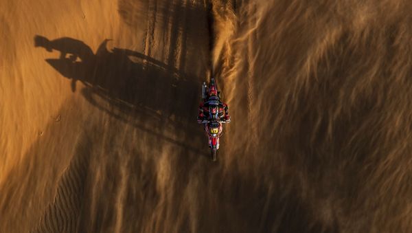 Sand, Heat, Roar of Engines: Best Moments of 2020 Dakar Rally in Saudi Arabia - Sputnik International