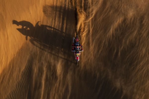Sand, Heat, Roar of Engines: Best Moments of 2020 Dakar Rally in Saudi Arabia Sand, Heat, Roar of Engines: Best Moments of 2020 Dakar Rally in Saudi Arabia - Sputnik International