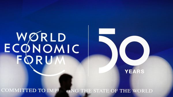 Logo of the World Economic Forum in Davos - Sputnik International