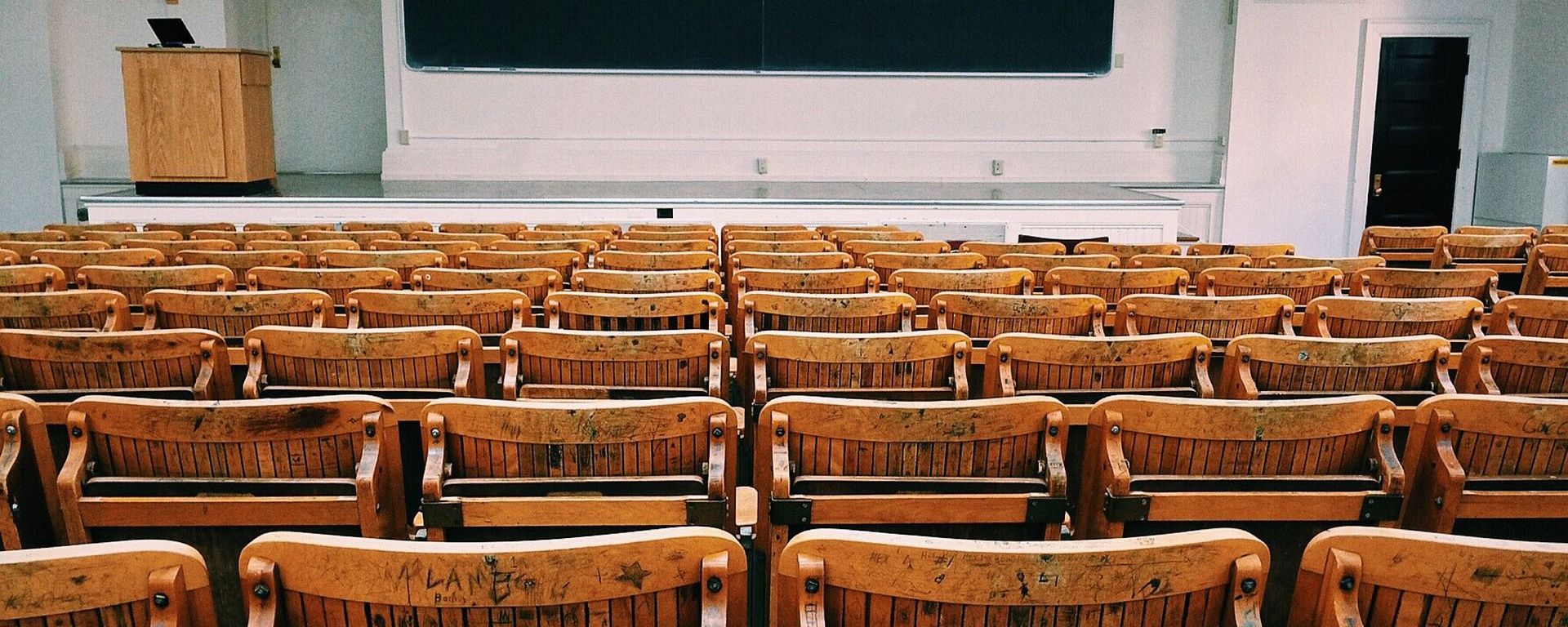 A classroom without students A classroom without students - Sputnik International, 1920, 31.03.2021