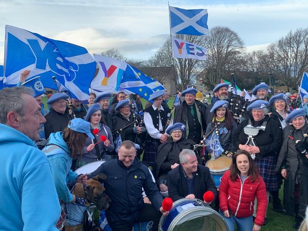 Scotland Stops Asking Nicely With Inverness March for Freedom Scotland Stops Asking Nicely With Inverness March for Freedom - Sputnik International
