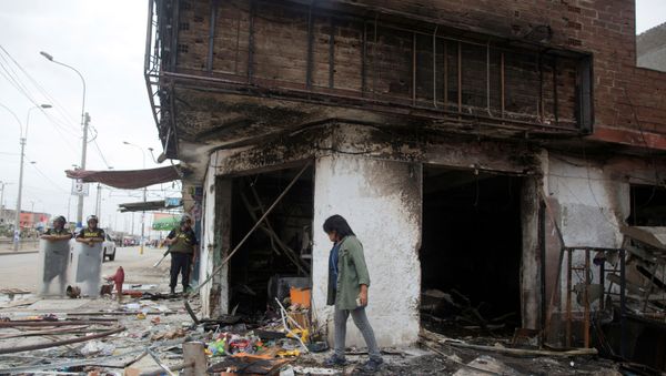After a gas truck's explosion in a residential area in Lima, Peru - Sputnik International