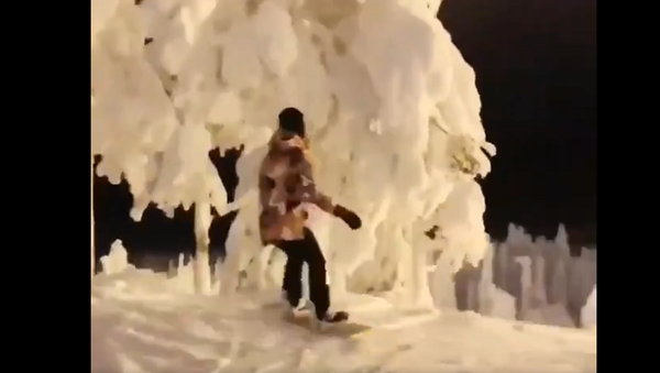 Snowboarding - Sputnik International