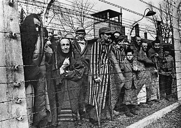 Rescued From Hell: 75th Anniversary of Auschwitz Liberation by Soviet Army Rescued From Hell: 75th Anniversary of Auschwitz Liberation by Soviet Army - Sputnik International