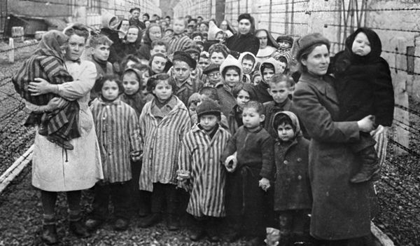 Rescued From Hell: 75th Anniversary of Auschwitz Liberation by Soviet Army Rescued From Hell: 75th Anniversary of Auschwitz Liberation by Soviet Army - Sputnik International
