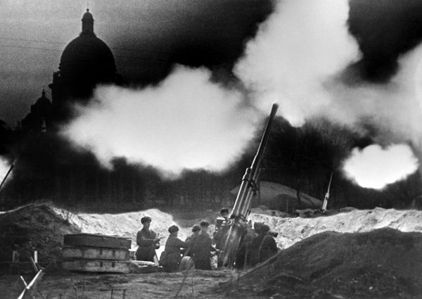 Russia Marks the 75th Anniversary of the 872-Day Nazi Siege of Leningrad - Sputnik International