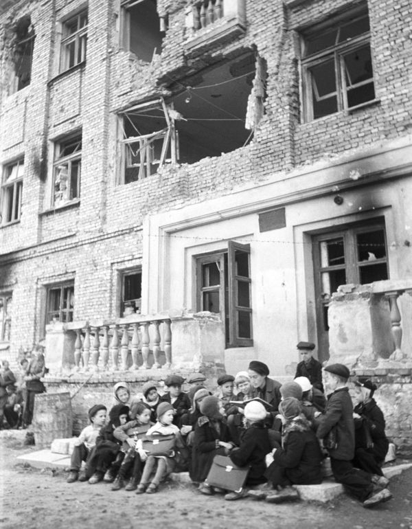 Russia Marks the 75th Anniversary of the 872-Day Nazi Siege of Leningrad - Sputnik International
