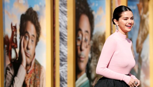 Cast member Selena Gomez poses at the premiere for the film Dolittle in Los Angeles - Sputnik International