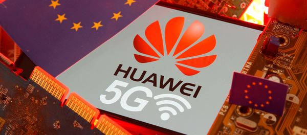 The EU flag and a smartphone with the Huawei and 5G network logo are seen on a PC motherboard in this illustration taken January 29, 2020. The EU flag and a smartphone with the Huawei and 5G network logo are seen on a PC motherboard in this illustration taken January 29, 2020. - Sputnik International