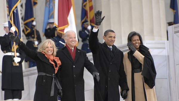 Obamas and Bidens - Sputnik International
