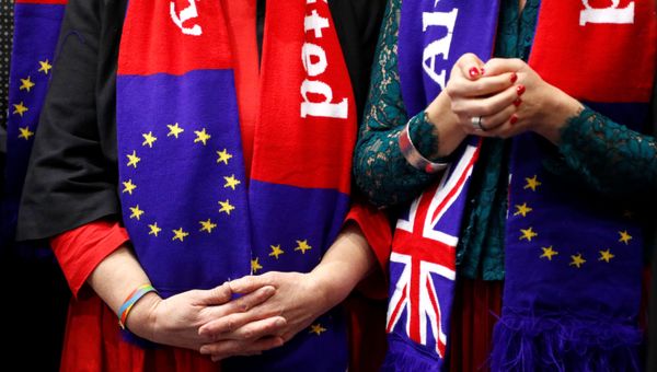Members of the EU Parliament of the political group Socialists & Democrats (S&D) attend a ceremony on Brexit Withdrawal Agreement in Brussels, Belgium January 29, 2020.  - Sputnik International
