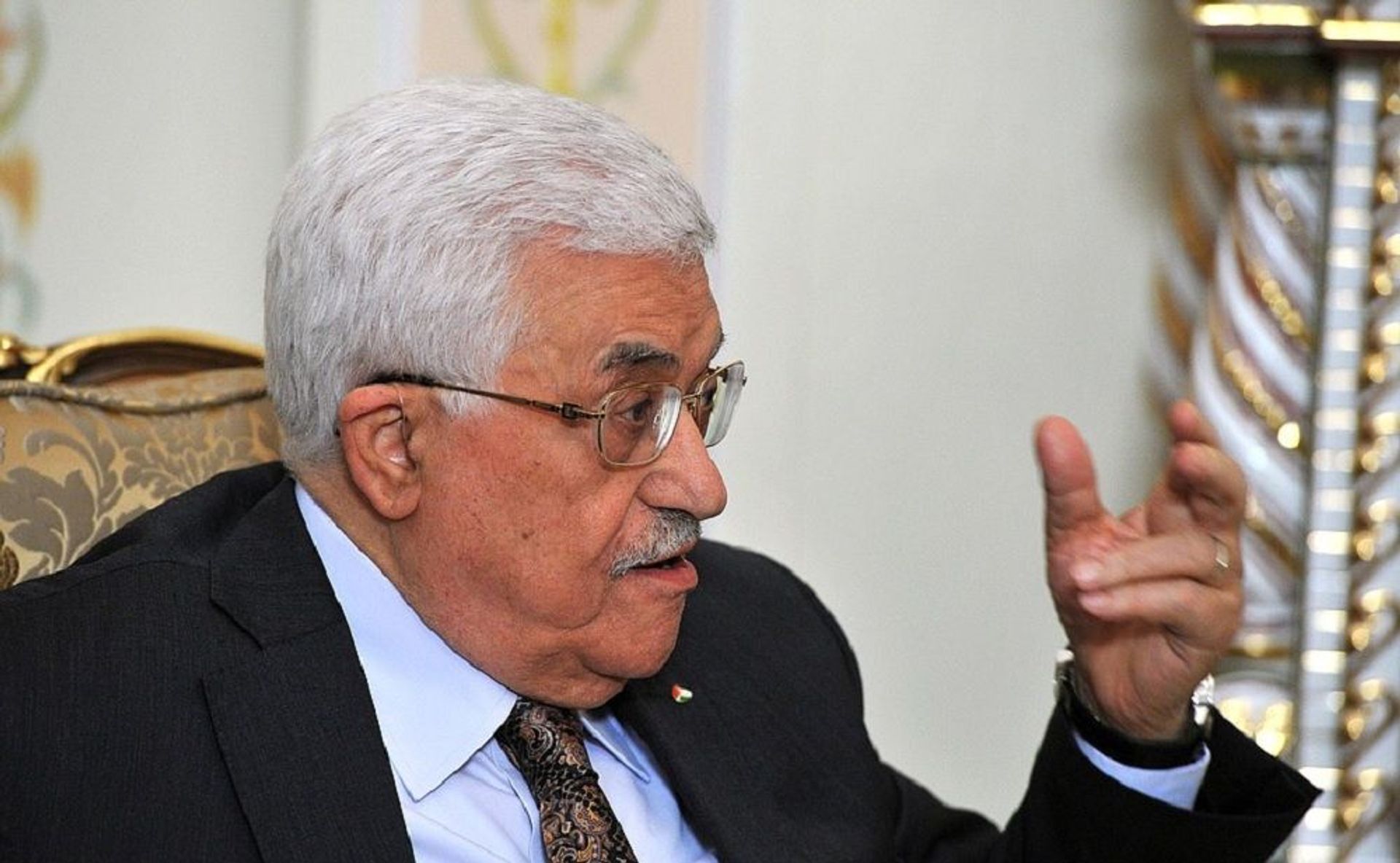 Angered Palestinians Hit the Streets After Abbas Postpones Election Angered Palestinians Hit the Streets After Abbas Postpones Election - Sputnik International, 1920, 02.05.2021
