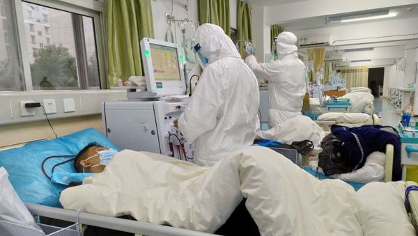 The Central Hospital of Wuhan show medical staff - Sputnik International