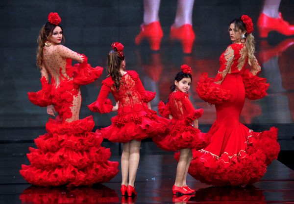 Beauty and Passion: Spirit of Spanish Dance Presented at International Flamenco Fashion Show - Sputnik International