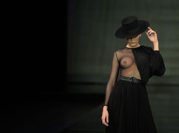 Beauty and Passion: Spirit of Spanish Dance Presented at International Flamenco Fashion Show - Sputnik International