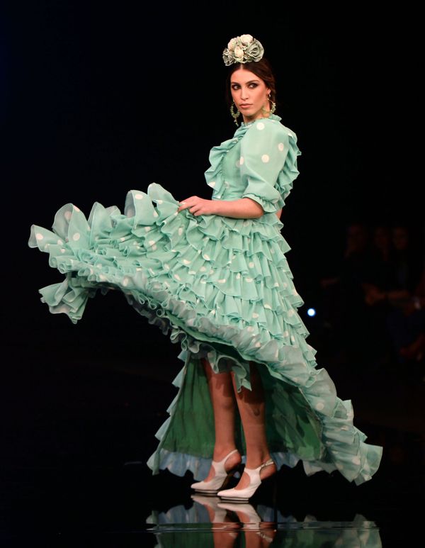 Beauty and Passion: Spirit of Spanish Dance Presented at International Flamenco Fashion Show - Sputnik International