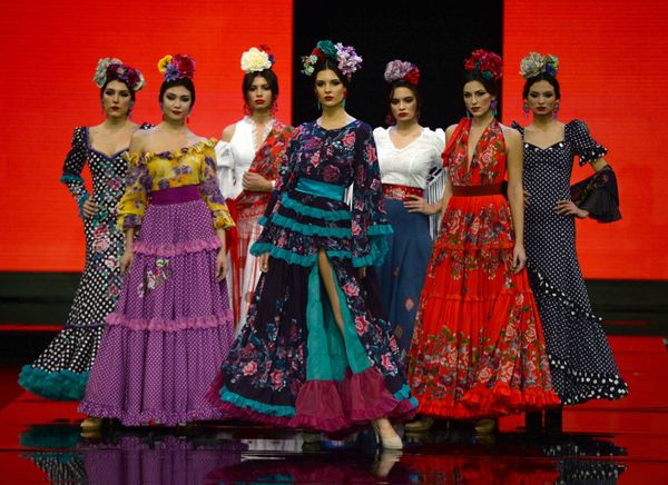 Beauty and Passion: Spirit of Spanish Dance Presented at International Flamenco Fashion Show - Sputnik International