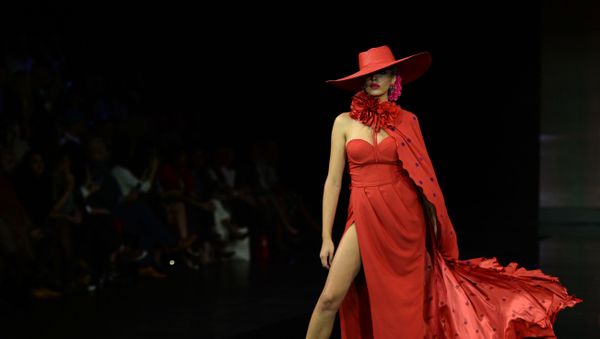 Beauty and Passion: Spirit of Spanish Dance Presented at International Flamenco Fashion Show - Sputnik International