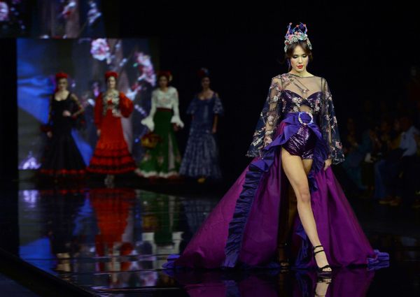 Beauty and Passion: Spirit of Spanish Dance Presented at International Flamenco Fashion Show - Sputnik International