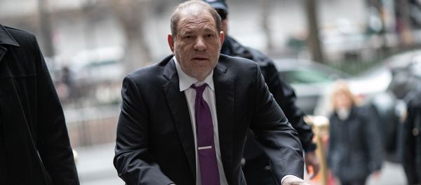 Film producer Harvey Weinstein arrives at New York Criminal Court for his sexual assault trial in the Manhattan borough of New York City, New York, U.S., February 4, 2020 - Sputnik International