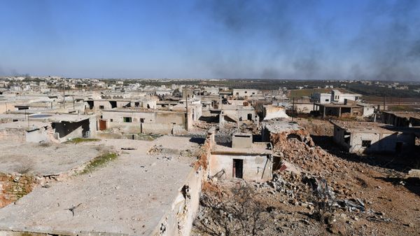 Smoke rises over the Deir Sharqi village, about four kilometres from the town of Maarrat al-Numan, southern Idlib province, Syria. Deir Sharqi and some other jihadist-held villages near the key town Maarrat al-Numan were captured by Syrian army forces.  - Sputnik International